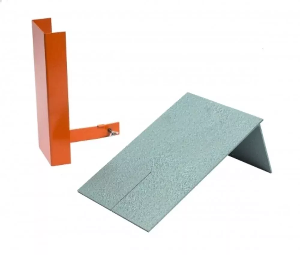 ELLIS Vertical Table w/ Blade Guard & Post