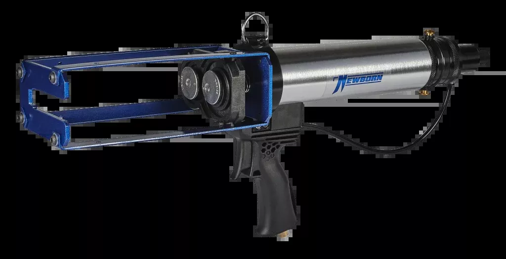 NEWBORN Model VR400A83 Caulk Gun