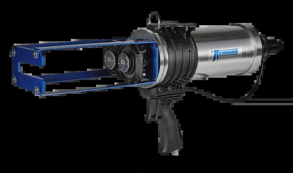 NEWBORN Model VR400A85 Caulk Gun
